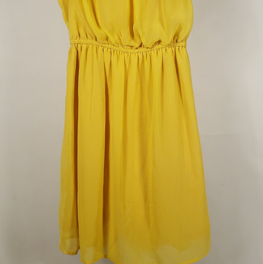 Forever 21. Women. Yellow. Spaghetti straps. Dress